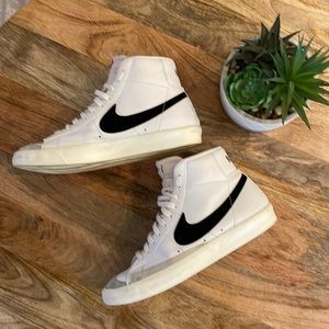 Mens Nike blazers mid ‘77